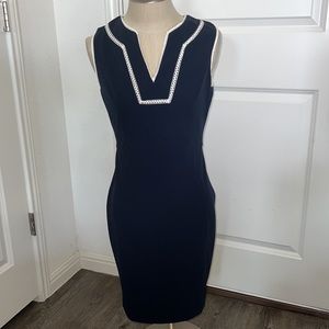 ✨Tommy Hilfiger lace trim sheath dress navy blue size 2